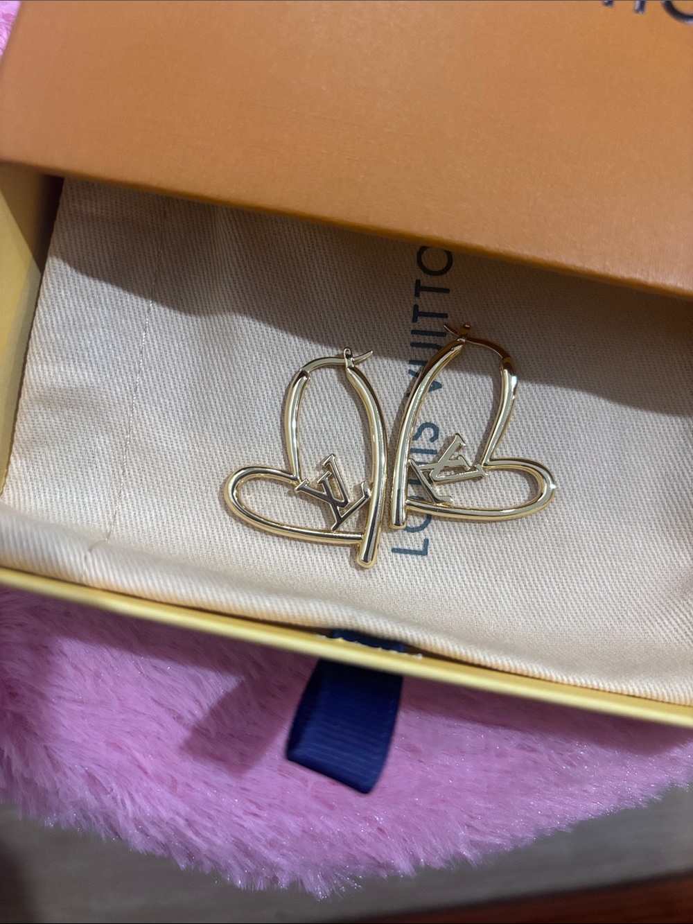 Gold Heart Shaped Fashion Hoop Earrings